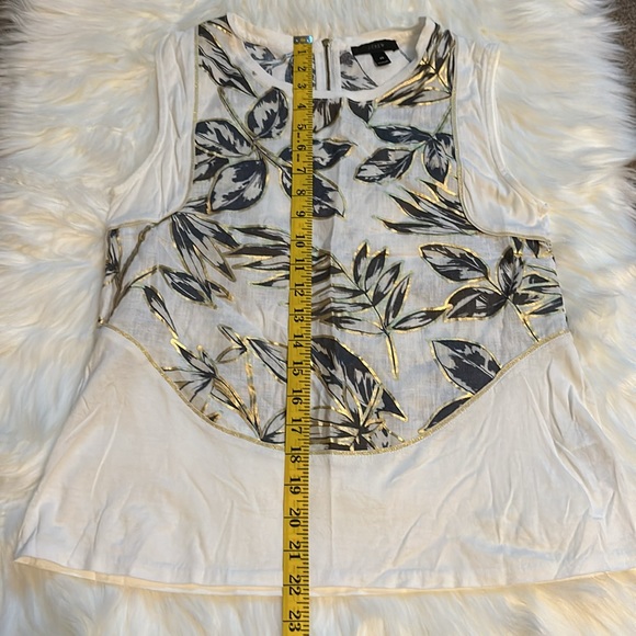 EUC J Crew XS sleeveless linen/cotton top w/ beautiful leaf w/gold accent print - Picture 14 of 14